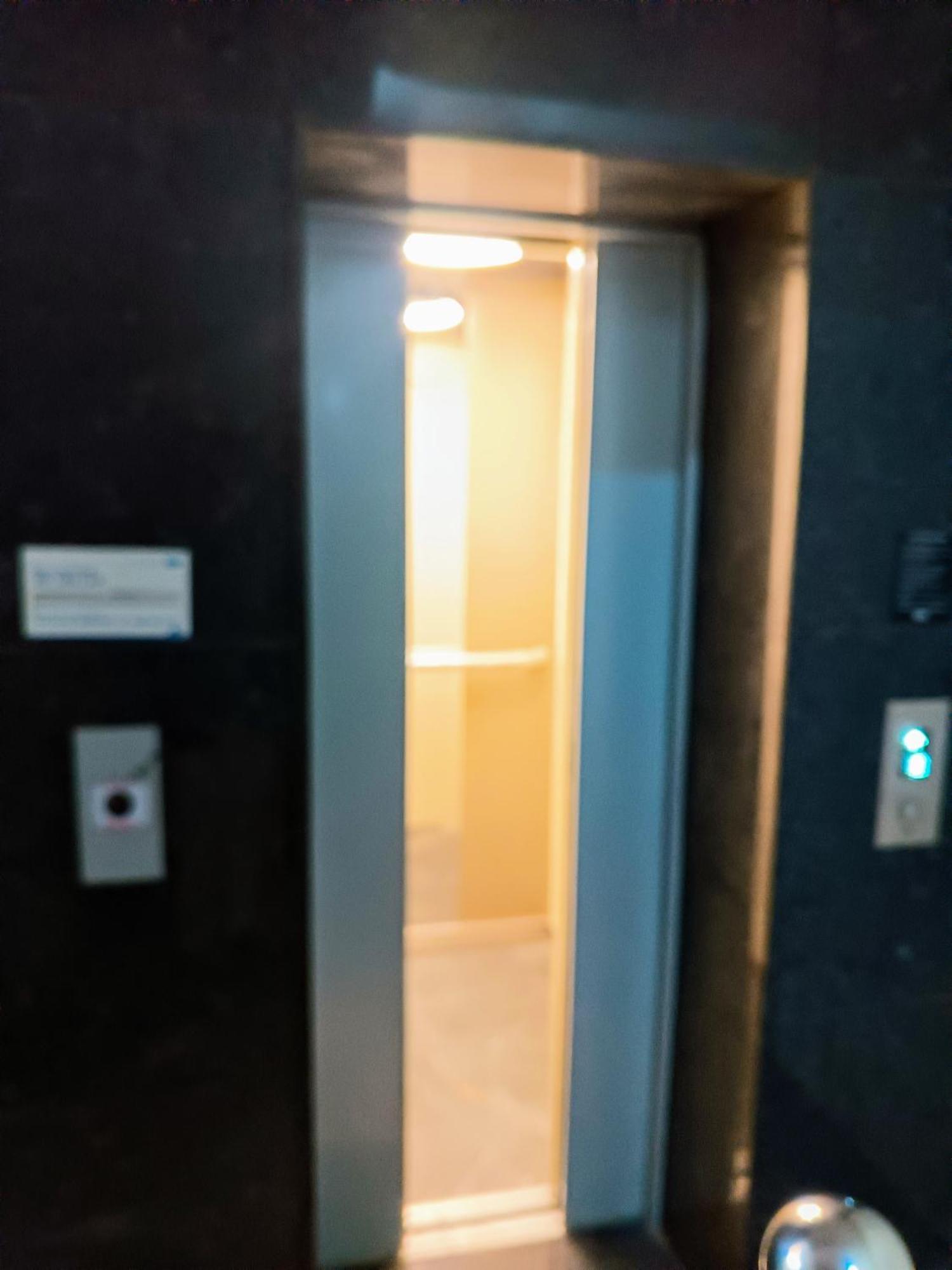 Soooper Hotel Gurgaon Bagian luar foto