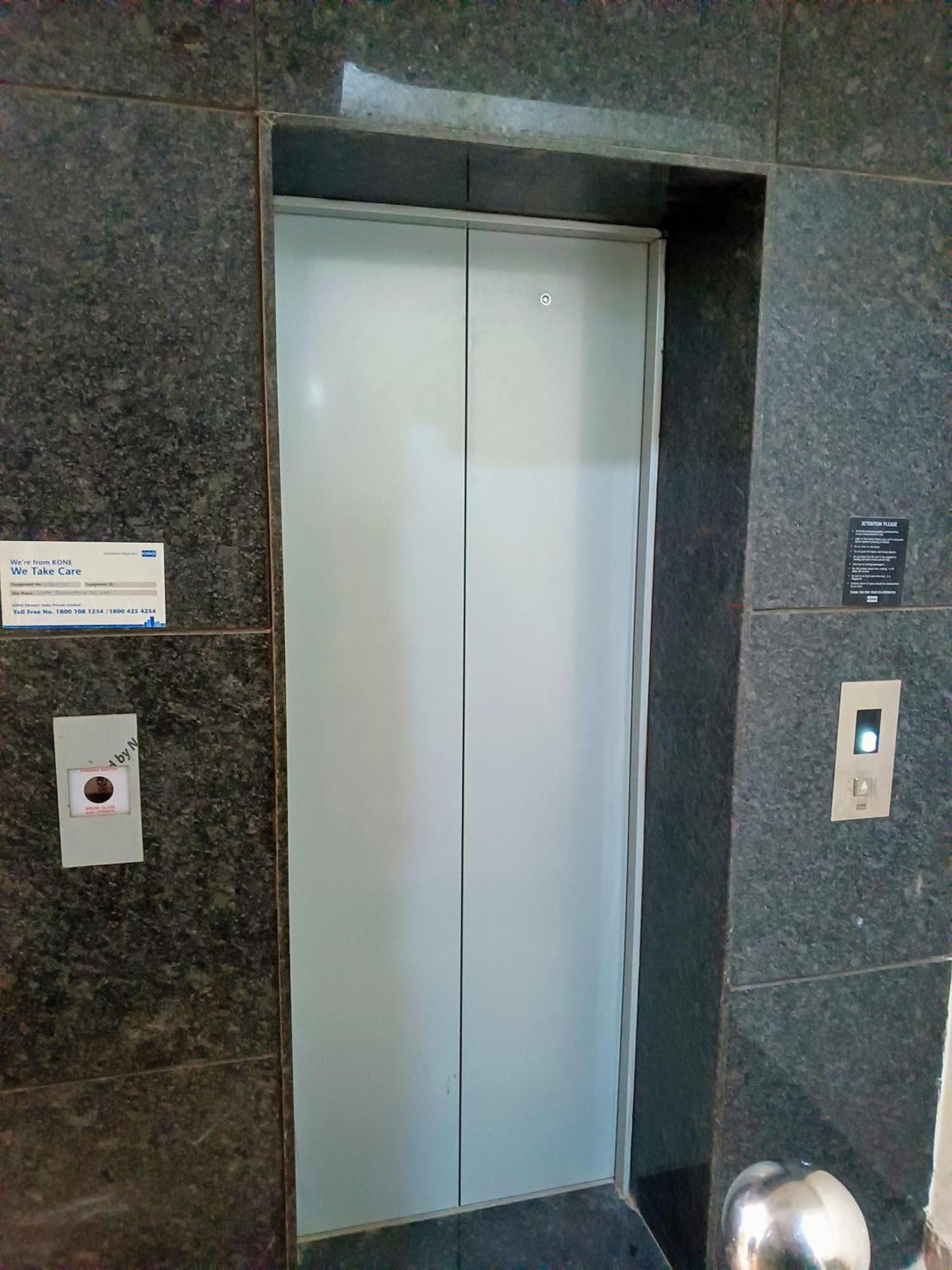 Soooper Hotel Gurgaon Bagian luar foto